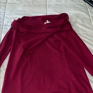 Very cute Maurice’s sweater, maroon color